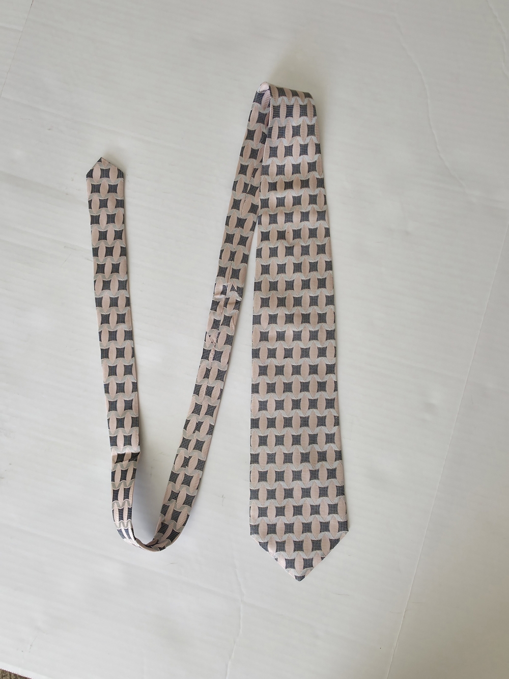 Hugo Boss Men's sky blue geometric pattern Tie Classic Necktie made In Italy